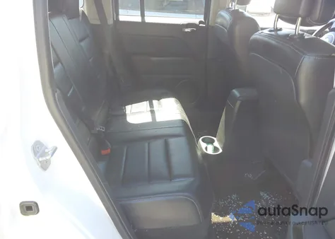 2014 Jeep Patriot High Altitude z USA, uszkodzony, nr VIN 1C4NJPFA9ED682033